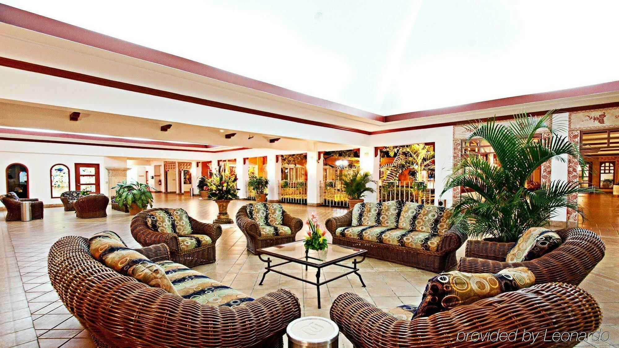 Hotel Globales Camino Real Managua Bagian luar foto